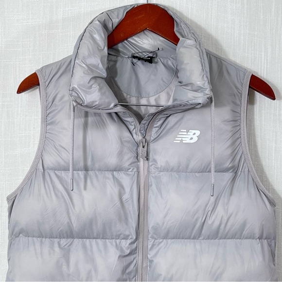 New Balance Light Grey 247 Sport Thermal Vest Size M - Picture 2 of 10